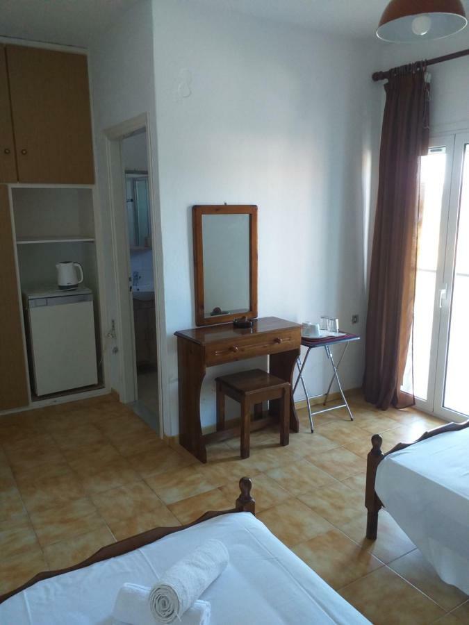 Sam΄S Rooms Agios Georgios  Esterno foto